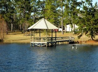 93 N Spoon Ranch Rd, Poplarville, MS 39470