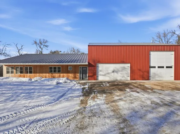 216 N Sunset Ave, Parkers Prairie, MN 56361