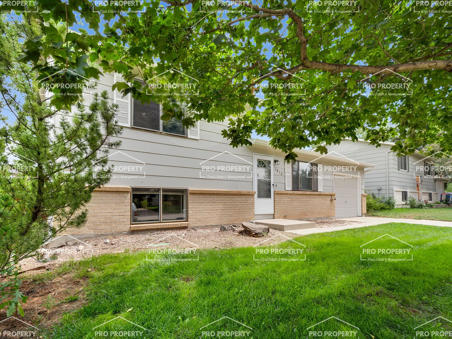 4 bed, 1300 sqft, $2,500 — Photo 3