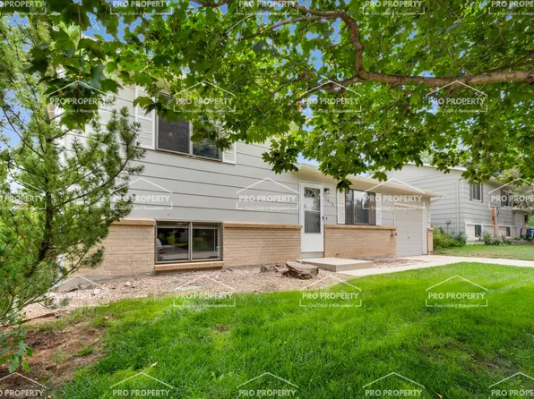 1912 Southdown Ct, Fort Collins, CO 80526