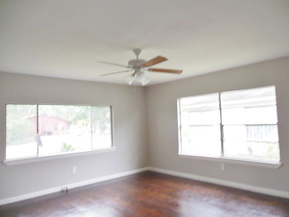 5th image of 2105 Ebony Ave