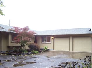 2320 15th St, Springfield, OR 97477