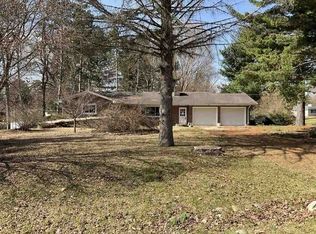 7047 Birchwood Dr, Mount Morris, MI 48458