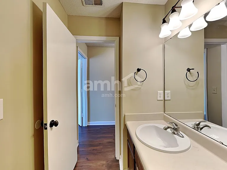 6020 Namozine Ct — Photo 15