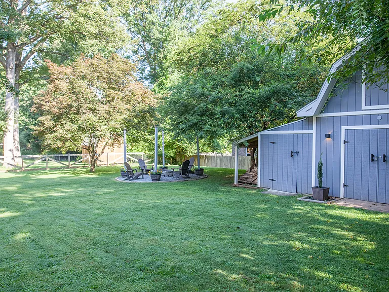 5614 Virgilwood Dr — Photo 37