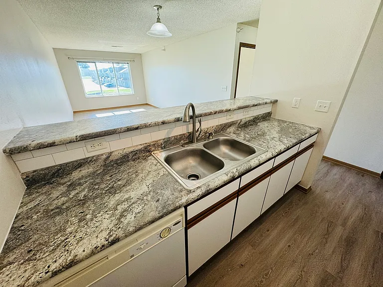 245 Beaver Kreek Ctr #3 — Photo 2