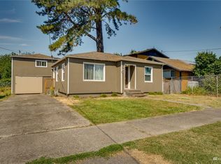 1307 S 3rd Ave, Kelso, WA 98626