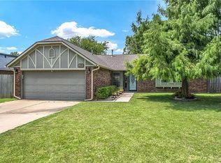2613 Redwood Ln, Edmond, OK 73013