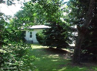 3270 Maple Island Rd, Ravenna, MI 49451