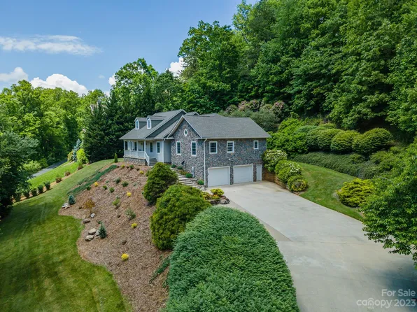 358 Inverness Dr, Waynesville, NC 28785
