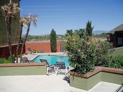 1st image of 3872 N Paseo De Las Canchas
