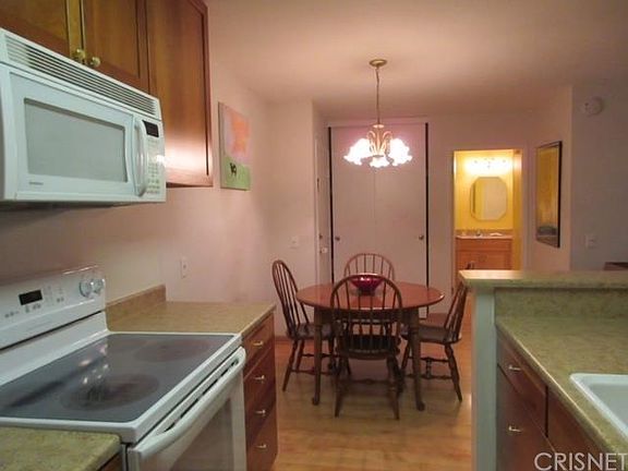 4th image of 23515 Lyons Ave Unit 109