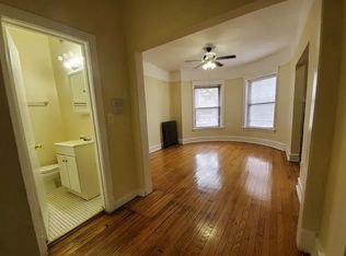 4319 S Michigan Ave APT 2F, Chicago, IL 60653