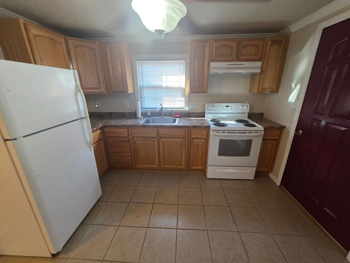 7408 Yale Avenue (Lease Only) — Photo 4