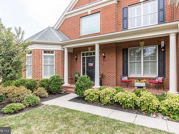 4th image of 5426 Fishers Hill Way