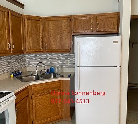 3rd image of 630 Banyon Tree Way APT C