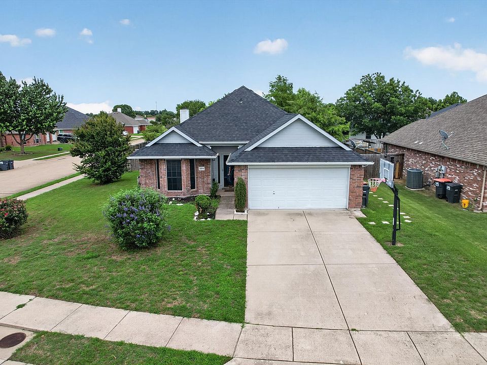 1st image of 2814 Ashley Ln