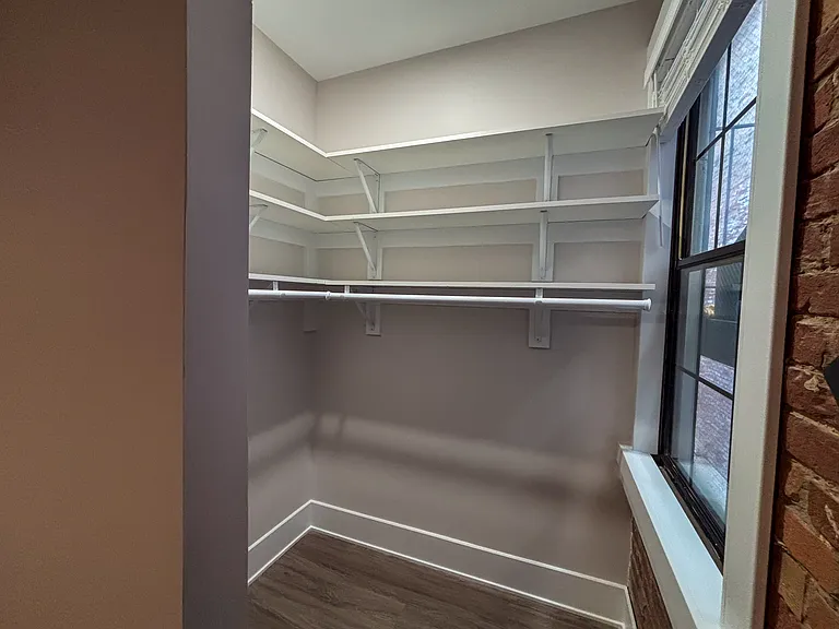 1318 Main St #2 — Photo 11
