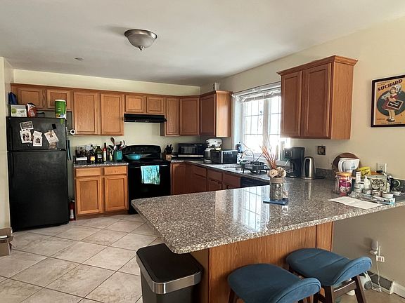 2nd image of 50 Hudson Ave APT 2
