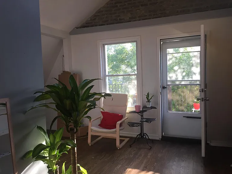 925 N Trumbull Ave #2 — Photo 12