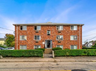 430 Wilder St APT 5, Lowell, MA 01851