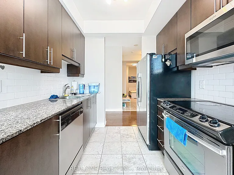 18 Holmes Ave #2205 — Photo 14