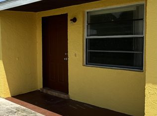 2510 Avenue M - B, Fort Pierce, FL 34947