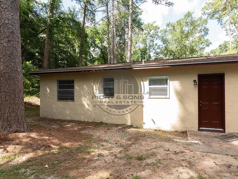 3721 Maria Cir — Photo 16