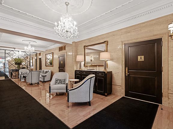 3rd image of 100 Central Park S APT 2A