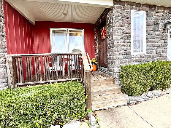 2nd image of 1170 Willow Run Dr