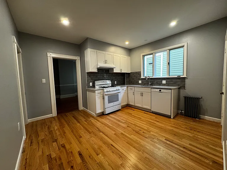 45 Roberts Rd #1 — Photo 9