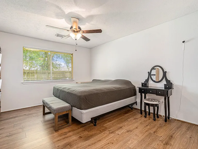 2513 Harpers Ferry Dr — Photo 16