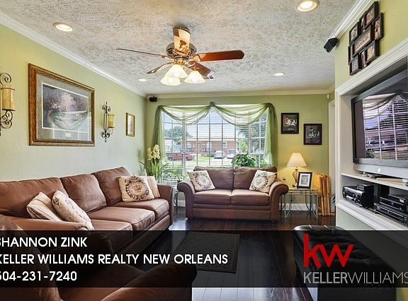 5th image of 4025 E Loyola Dr