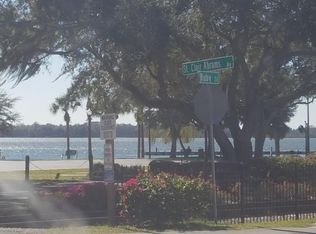 402 N Saint Clair Abrams Ave, Tavares, FL 32778