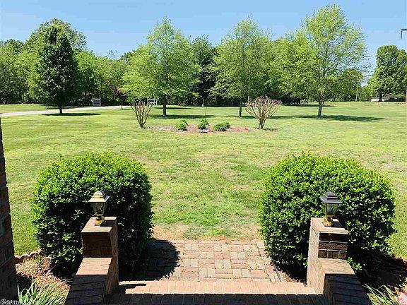 4th image of 63 Liberty Hill Cir