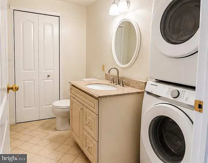 196 Jonathan Dayton Ct — Photo 5