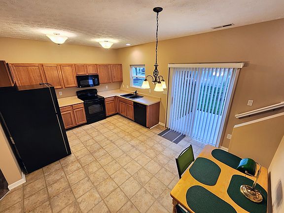 3rd image of 4937 Tuscany Ln