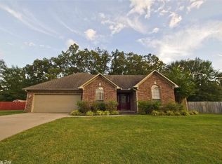 22 Hillsboro Dr, Cabot, AR 72023