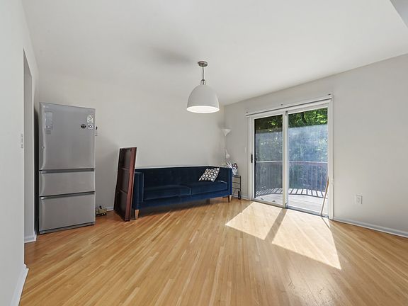 2nd image of 79 Lakeview Dr