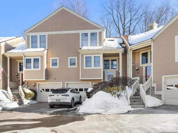 59 Brittania Drive #59, Danbury, CT 06811