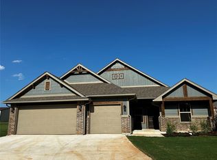 2300 Creekview Dr, Oklahoma City, OK 73160