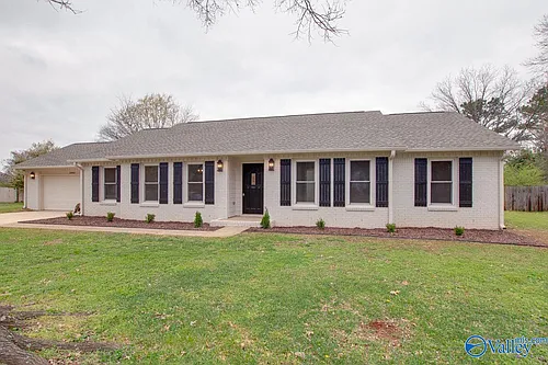 2042 Rosebury Ln SW Photo 1