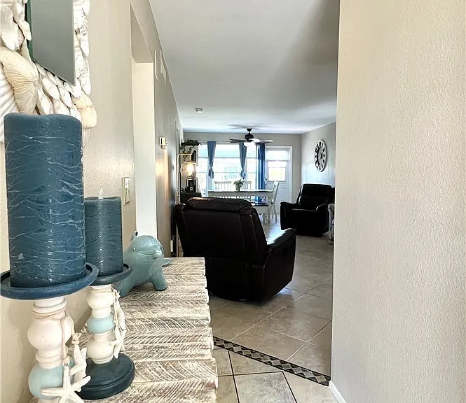 S Pointe Blvd — Photo 20