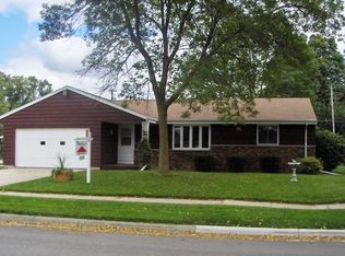 1319 S Washington St, Janesville, WI 53546