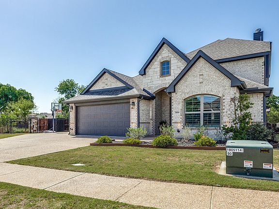 4th image of 3804 Pine Valley Ln
