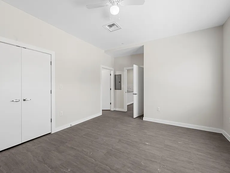 11 N 2nd St #2104 — Photo 4