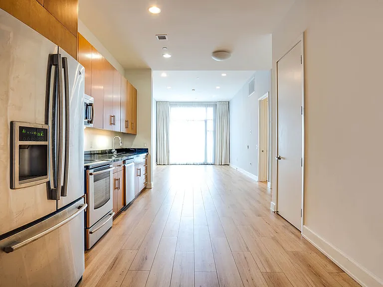 3223 W 6th St #207 — Photo 16