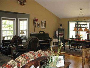 3rd image of 59 Cobble Hill Dr
