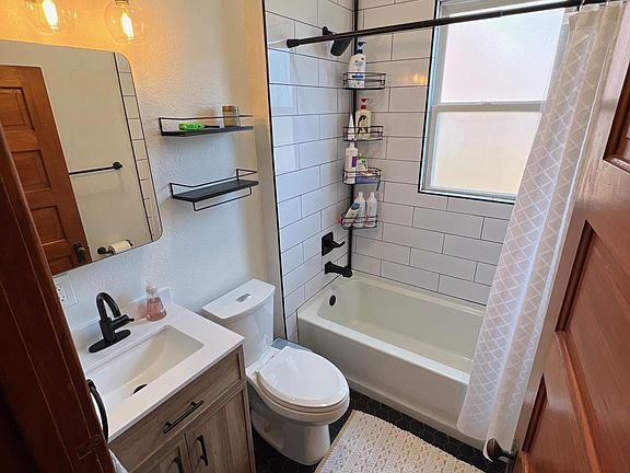 5th image of 3832 N Osceola St