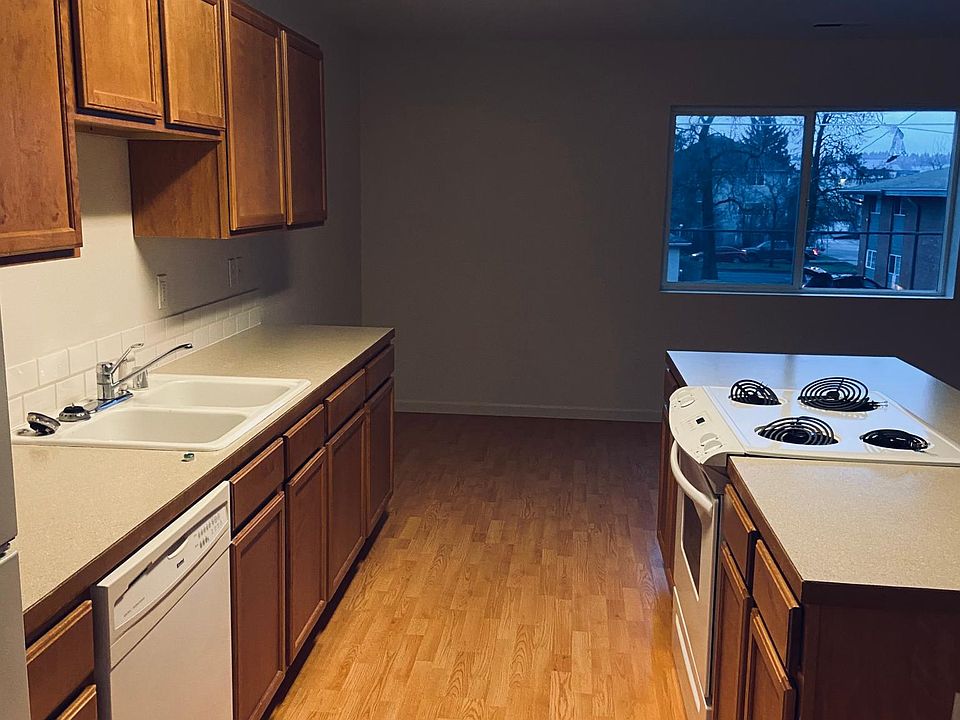 1st image of 226 E Augusta Ave #1